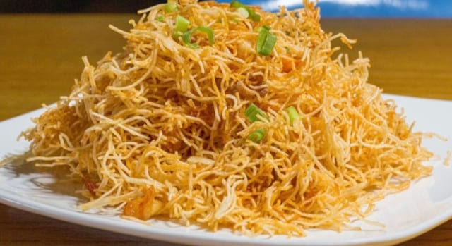 Mee Krob.