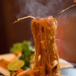Thai Dishes Spicy Pad Thai