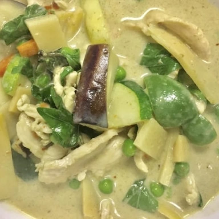 Delicious Green Curry Awaits You